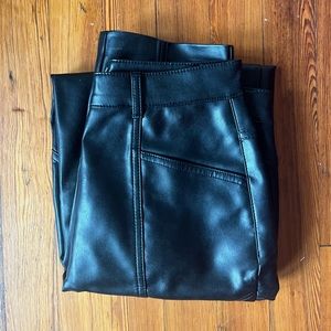 Aritzia Wilfred Rebel Pant (original version). sold out online and in stores.